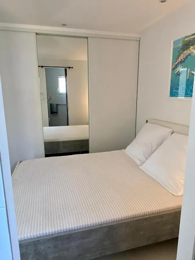 Les Locations Cinaureva « La Tourrisse » Apartment La Crau 0*,  France
